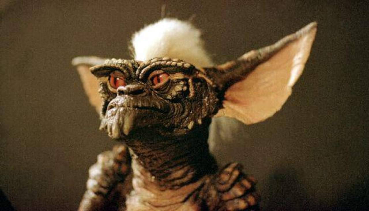 Gremlins 2La nuova stirpe, trailer e trama del film con Jodie Foster